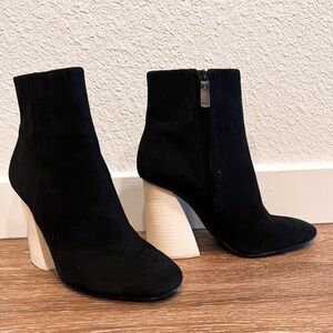 Mercedes Castillo Kyler High black suede white block heel ankle boots 6.5